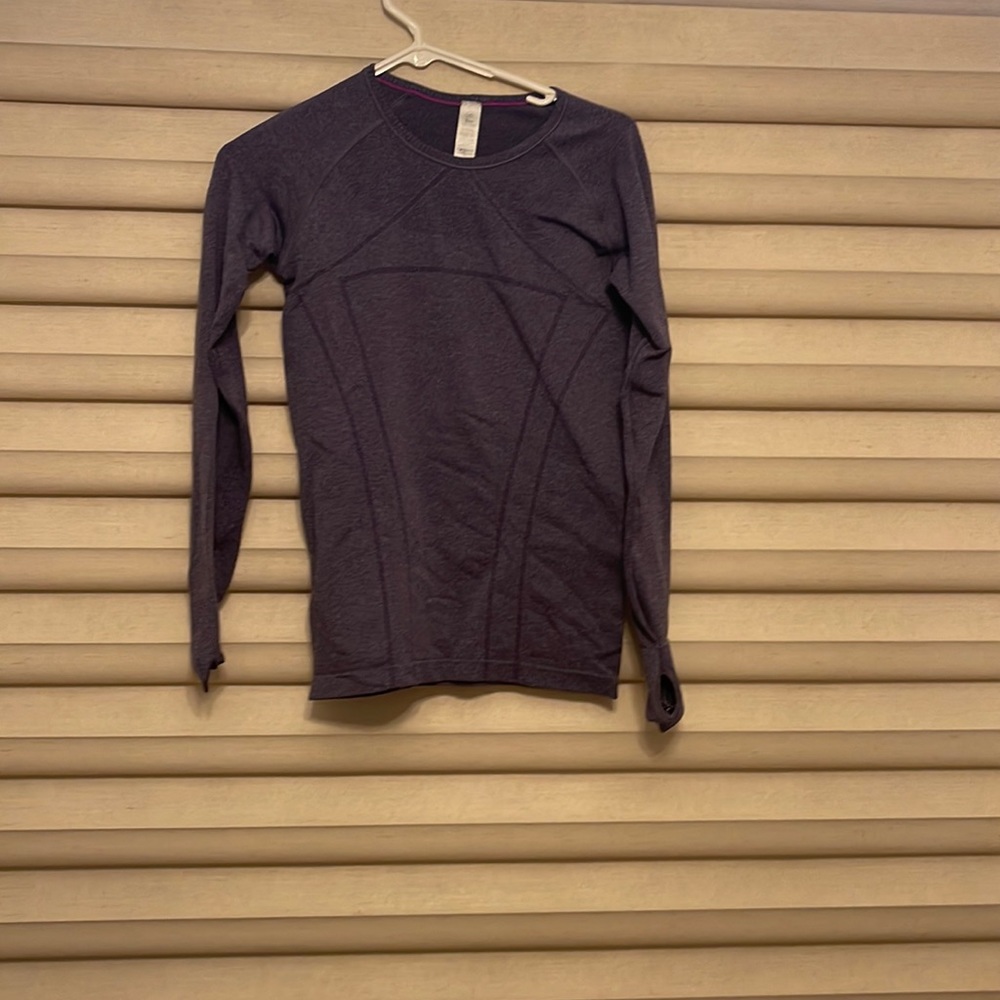 Ivivva by Lululemon long sleeve shirt